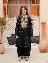 Noor-e-Siyah Khadar 2 Pcs Set
