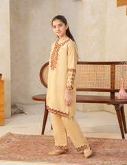 Cream & Crimson Heritage Cotton Lawn 2-Piece Set