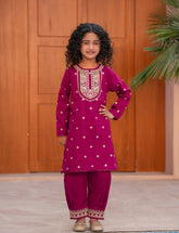 Magenta Embroidered Khadar 2 Pcs Set