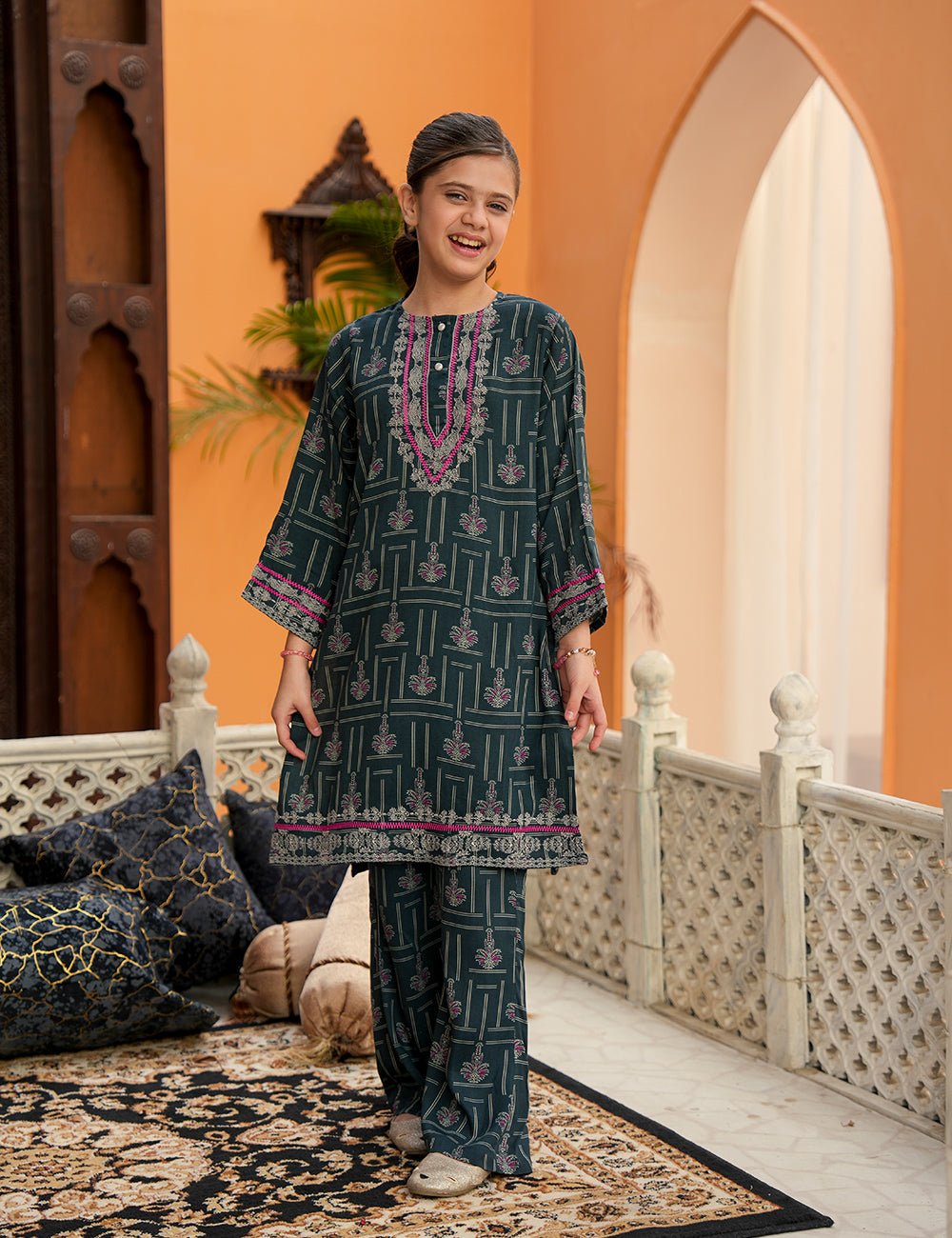 Emerald Petal Cotail 2Pcs Set